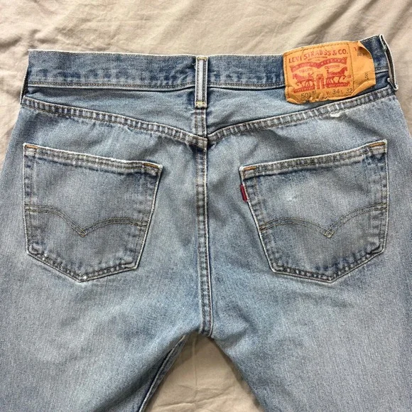 LEVI'S 501XX Mens Jeans 34x32 Light Wash Button Fly Distressed Rips Tears Casual - Picture 10 of 16